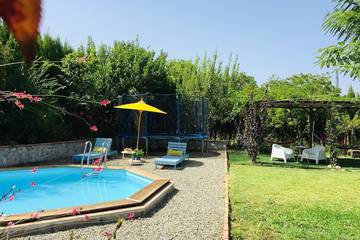 Casa rural para 4 personas, con jardín y terraza en Coín