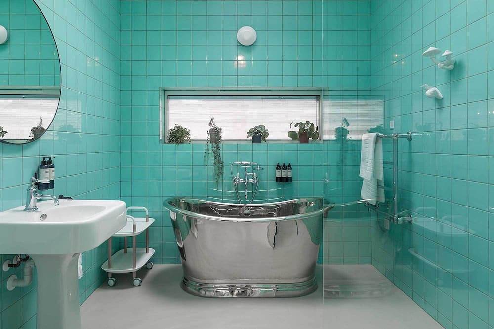 Private Hot Tub & Sauna, Walk to Beach, Ample Parking in Gwithian, Cornwall