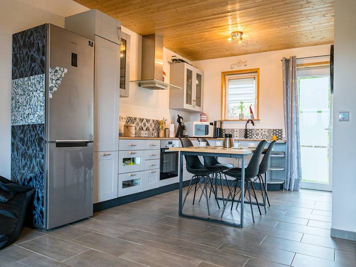 Gîte pour 5 personnes, avec balcon/terrasse et terrasse, adapté aux familles dans Hainaut - 3