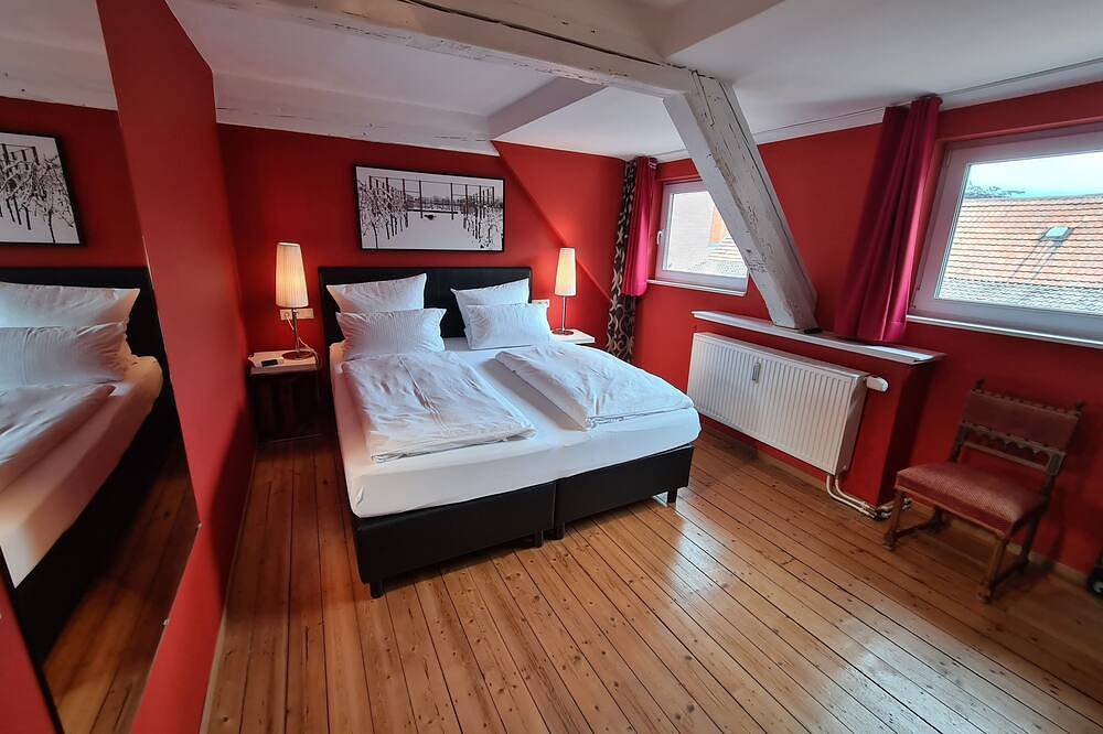 Ganze Wohnung, Ritterhof Suite im Weingut Fitz-Ritter - Vdp/Bio in Bad Dürkheim, Pfälzer Rheinebene