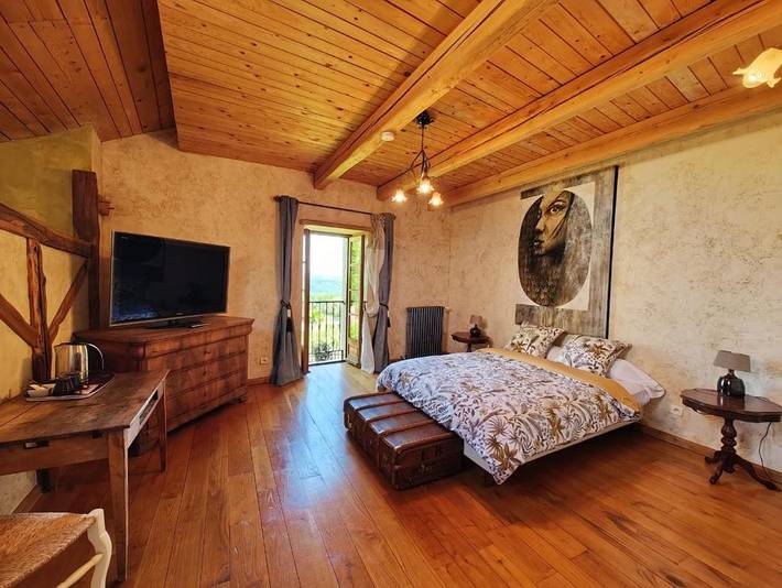 Chambre d’hôte pour 2 personnes, avec terrasse ainsi que jardin et piscine dans Nantua - 2