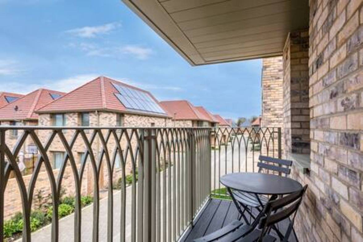 Stylish 4-Br House with 3 Ensuite & Free Parking in Oxford, Oxfordshire