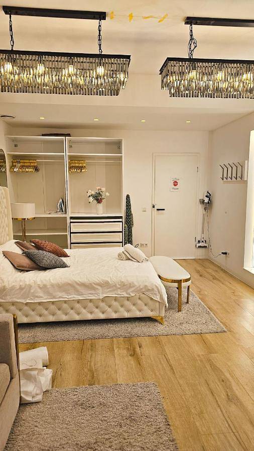 Ferienwohnung für 9 Personen, mit Pool und Sauna in Sendling München - 3