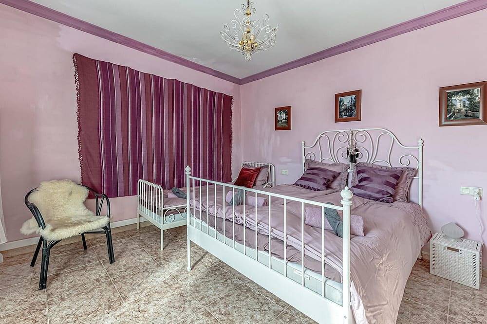 Pet friendly home in Vélez-Málaga in Vélez-Málaga, Costa del Sol