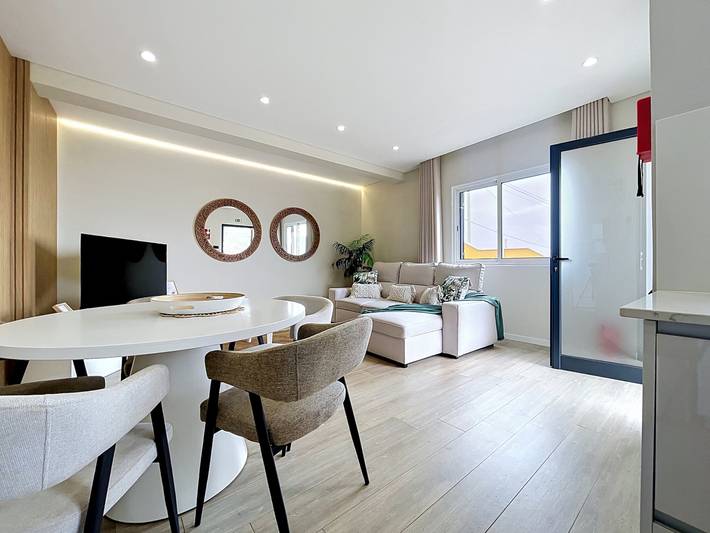 Gîte pour 5 personnes, avec Vue sur l’océan ainsi que Balcon et Terrasse à Caniçal - 3
