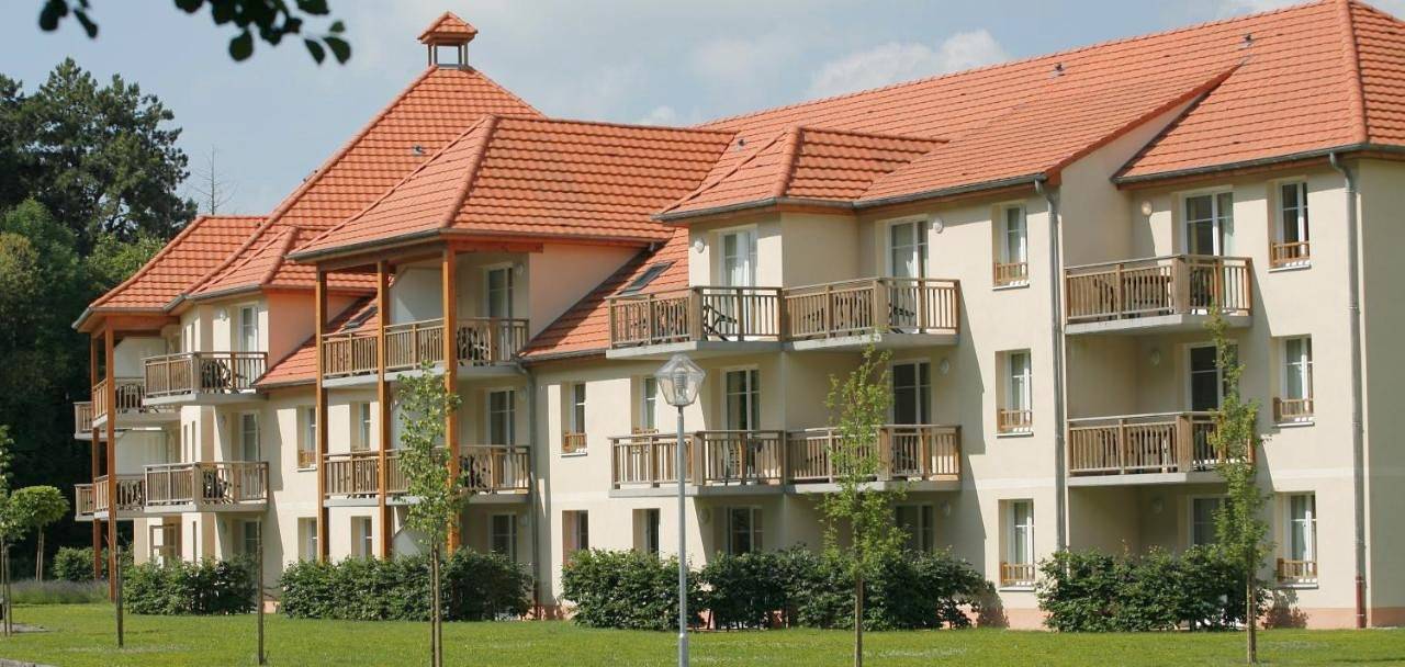 2 Rooms Apartment For 4 People in Levernois, Région de Beaune