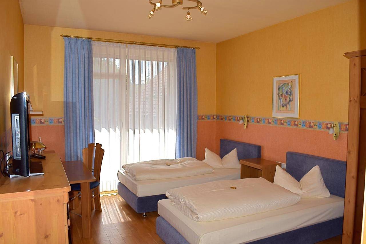 Single Room in Eichenzell, Rhön-Hessen