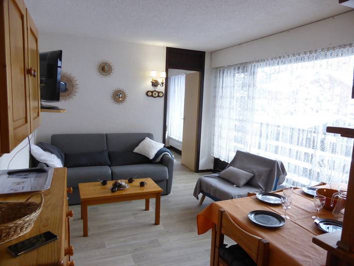 Ferienwohnung für 6 Personen, mit Balkon und Pool