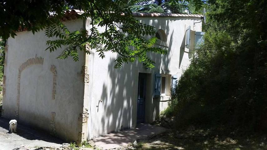 Location de vacances pour 4 personnes, avec vue et terrasse, animaux acceptés à Roquetaillade - 3