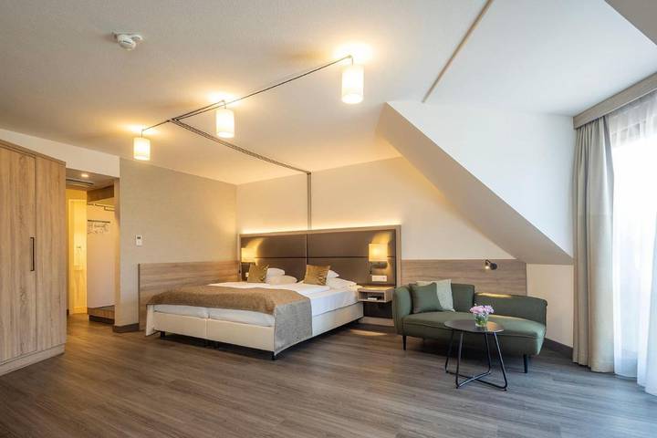 Hotel für 2 Personen, mit Terrasse und Garten sowie Pool und Sauna in Hohenlohe - 3