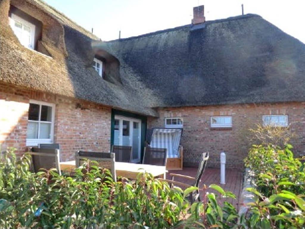 Ferienhaus in Wrixum mit Schwimmbecken in Wrixum, Föhr