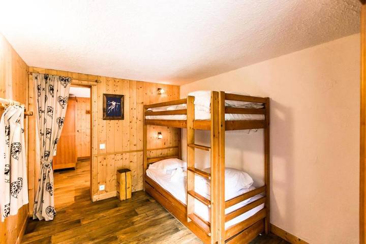 Gîte pour 13 personnes, avec balcon dans Station de Montchavin les Coches - 4