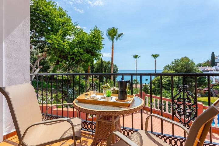 Holiday rental for 4 people, with Terrace and Garden as well as Pool in Nerja
