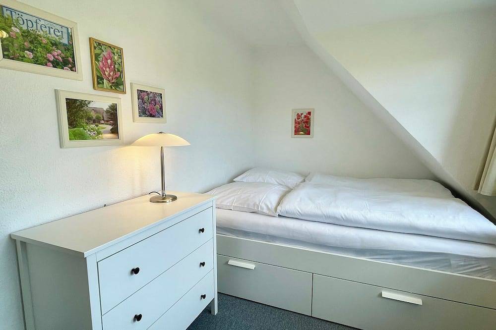 Ganze Wohnung, Idyllisch gelegene Wohnung mit Balkon für bis zu 4 Personen fußläufig zum Starnd in Munkmarsch, Sylt (Gemeinde)