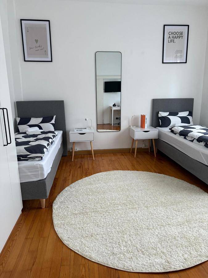 Ferienwohnung für 6 Personen, mit Terrasse und Garten in Wörth am Rhein - 2