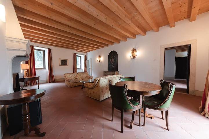 Ferienhaus für 5 Personen, mit Garten in Affi