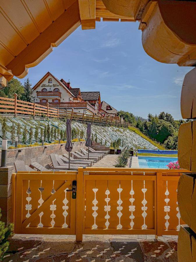 Bed & breakfast dla 2 osób, z Taras i Jacuzzi oraz Ogród i Basen w Wisła
