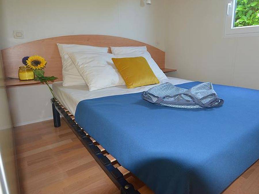 La Touesse Camping - Mobilhome 4 personnes - Flores 31m² - 2 chambres + terrasse in Saint-Lunaire, Région de Saint-Malo