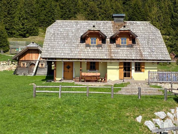 Ferienhaus für 8 Personen, mit Balkon und Terrasse sowie Garten und Sauna in Oberwölz - 2
