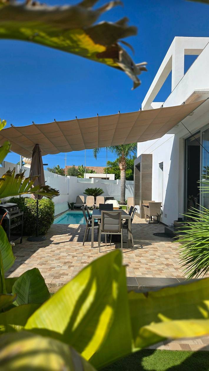 Villa für 6 Personen, mit Balkon und Garten in Lomas de Don Juan, Orihuela