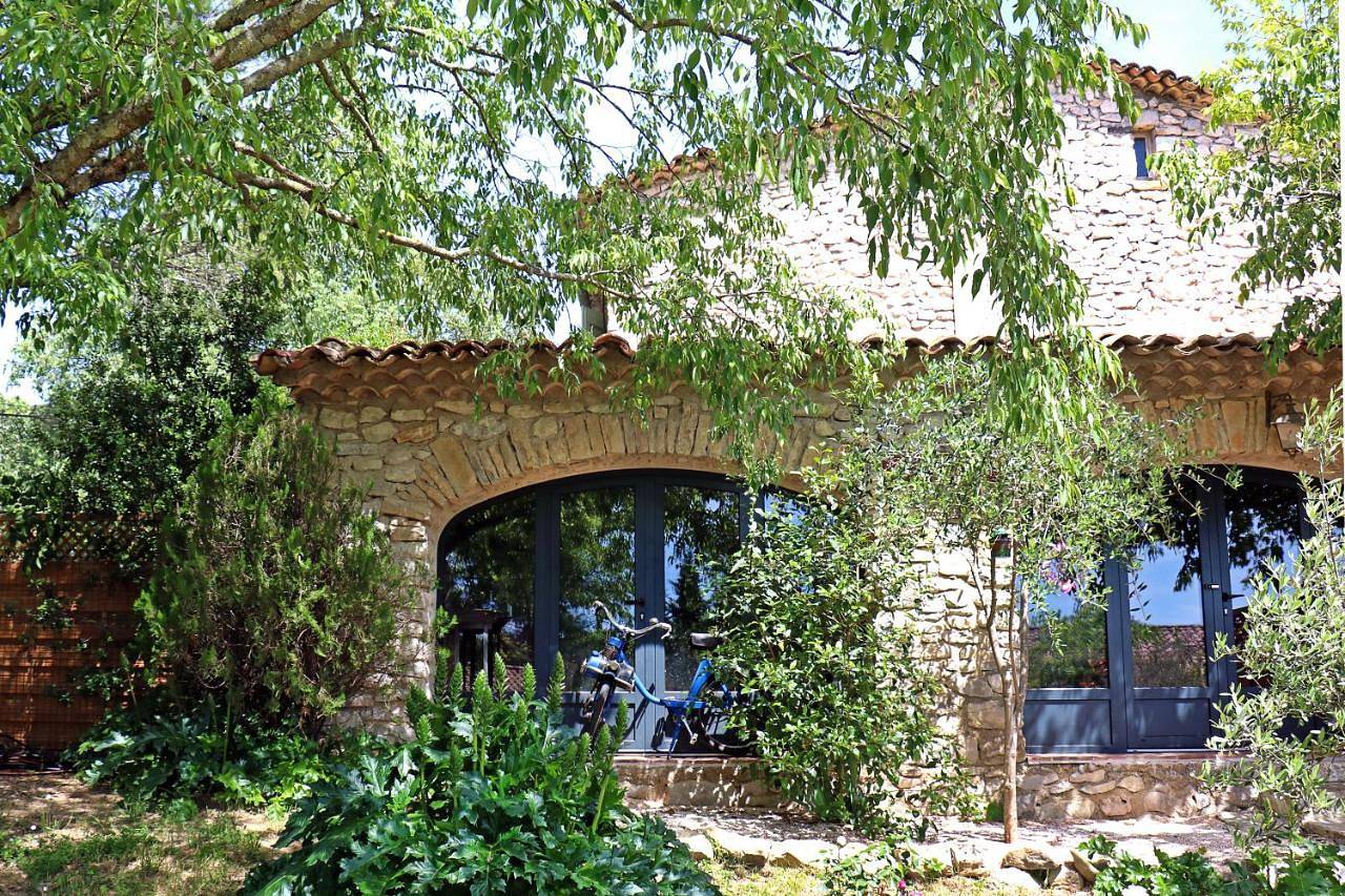 L'Amourier en Cévennes, suites romantiques avec Jacuzzi privatif ou baignoire ronde Terrazzo in Saint-Hippolyte-du-Fort, Parc national des Cévennes