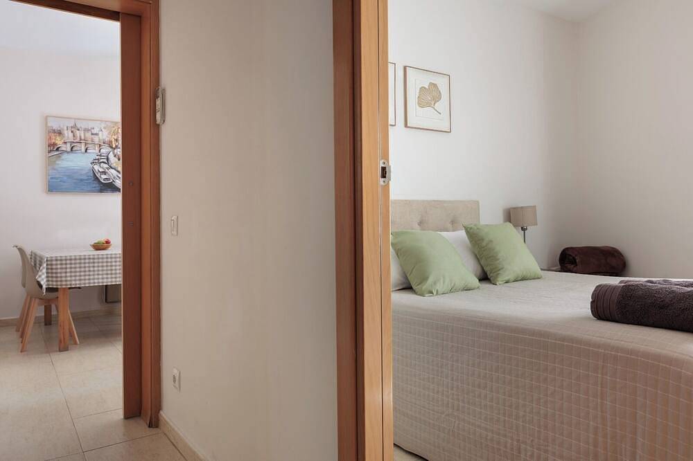 Entire apartment, Great Acomodis Apartment In the heart of the Gothic Quarter-Live Barcelona! in Barcelona Centre, Barcelona