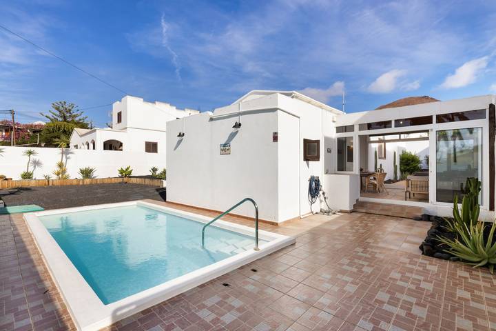 Chalet para 4 personas, con terraza y jardín - 1