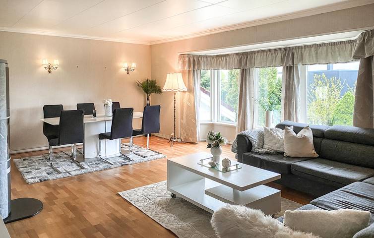Ferienhaus für 6 Personen mit Garten in Ålesund