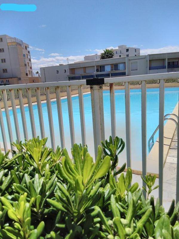 Gîte pour 4 personnes, avec balcon ainsi que vue et piscine, animaux acceptés dans Port Saint Ange - 2
