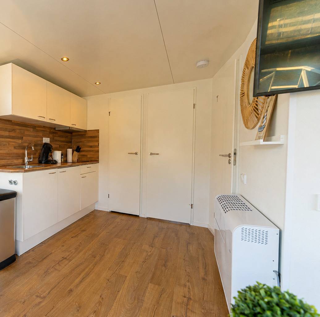 Huren Houseboat — Hausboot Veerse Meer mit Dachterrasse | 4 Personen in Niederländische Nordsee