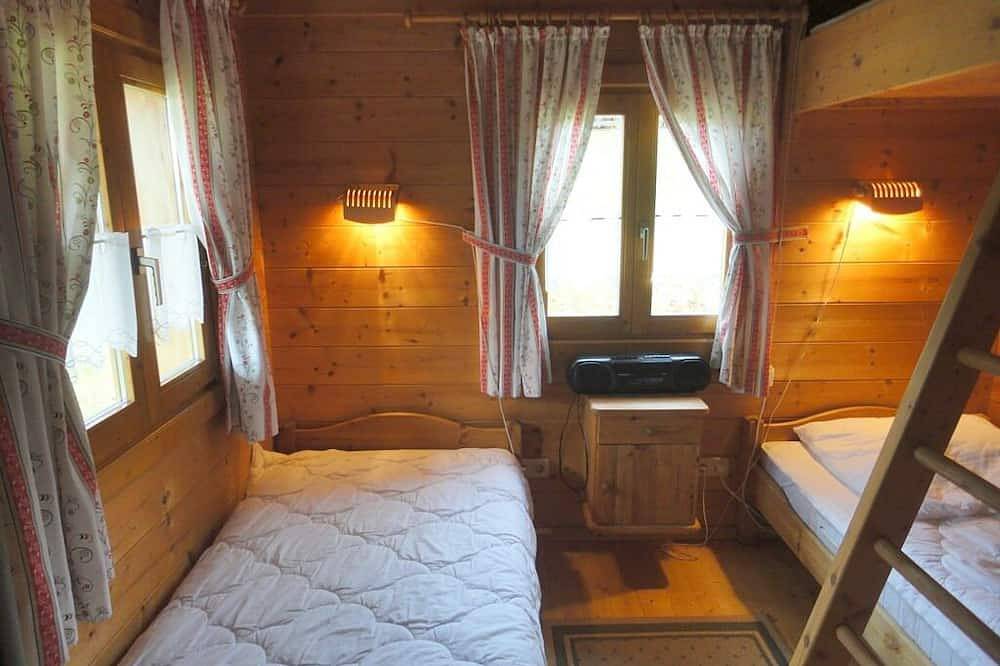 Ganze Wohnung, Ferienblockhaus 50qm für bis zu 5 Personen - voll ausgestattet in Stamsried, Ostbayern