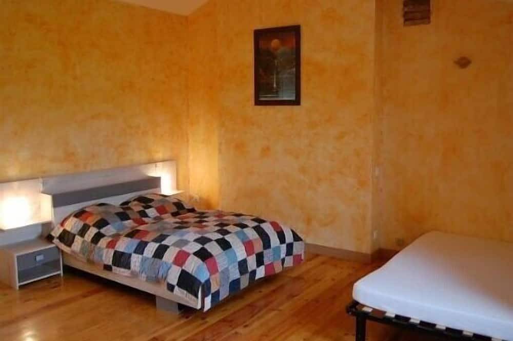 Bed and Breakfast, near Toulouse, in Caraman in Caraman, Lauragais