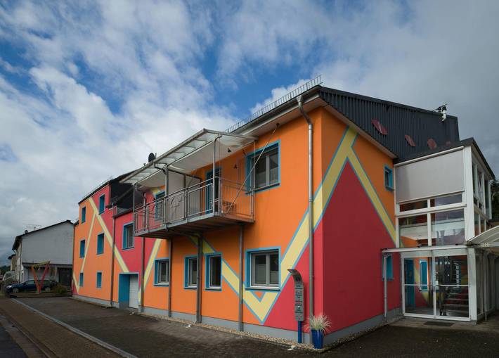 Ferienwohnung für 2 Personen, mit Balkon und Terrasse sowie Garten und Ausblick