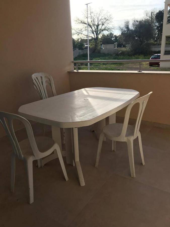 Appartement entier, One-Bedroom Apartment in Prunelli-di-Fiumorbo, Parc naturel régional de Corse