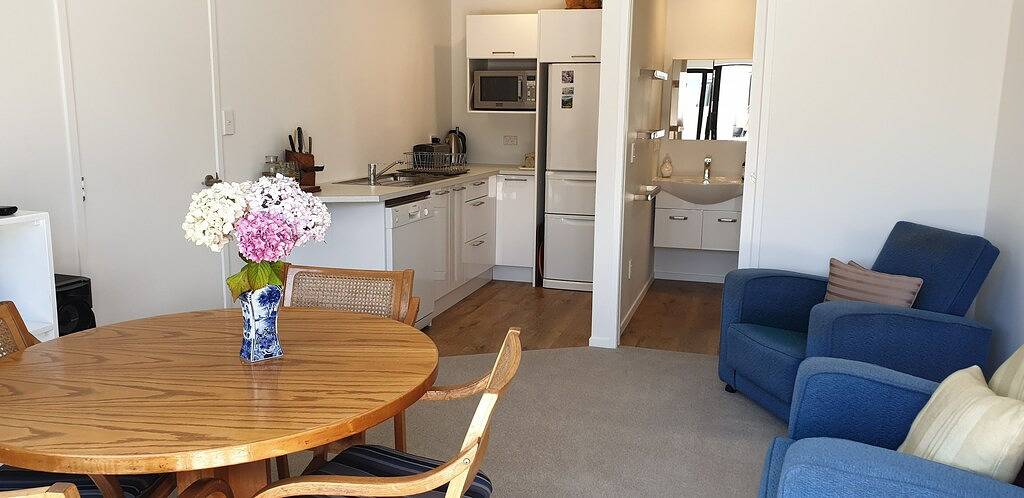 Ganze Wohnung, Apartment with Taupo lakefront view in Taupo, Taupo District