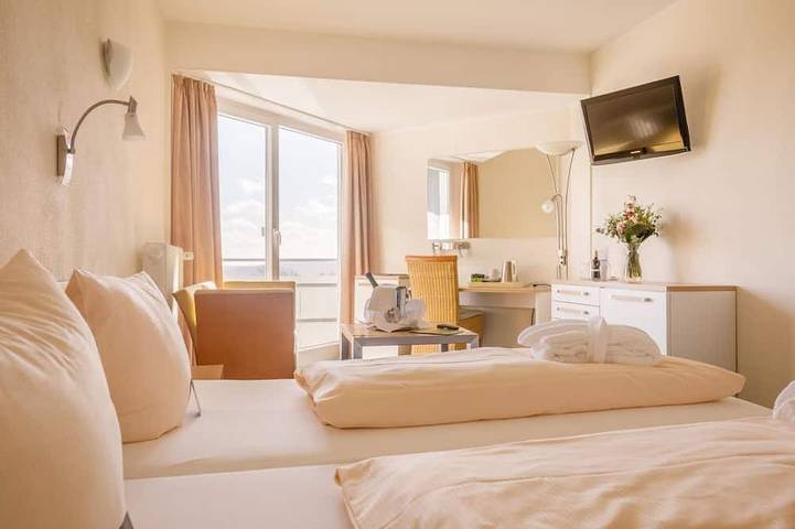 Ferienhaus für 2 Personen, mit Sauna und Balkon in Bad Marienberg - 2