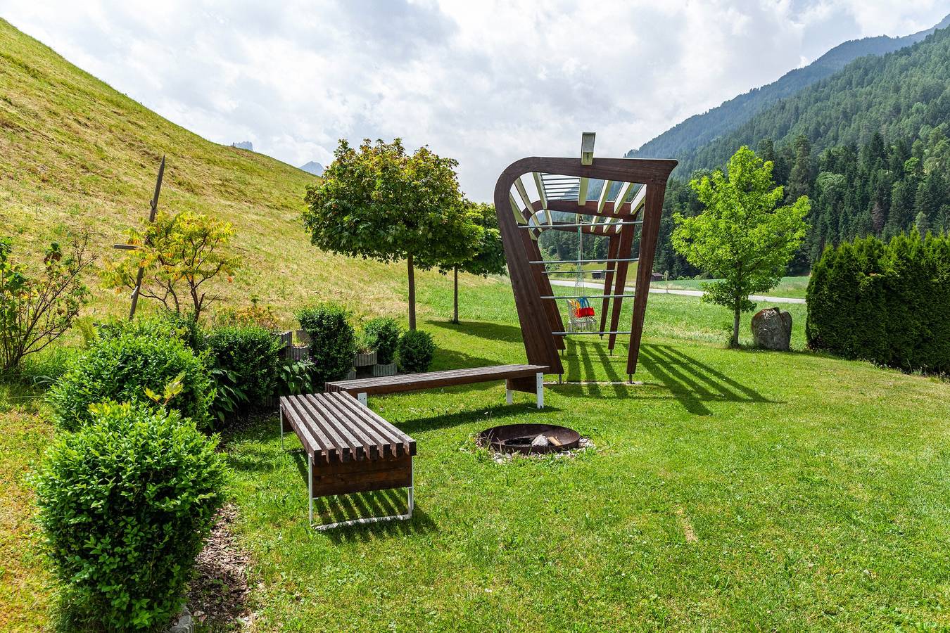 Ganze Wohnung, Ferienwohnung "Robi" mit Bergblick, Garten und Wlan in Stubaier Alpen, Fulpmes