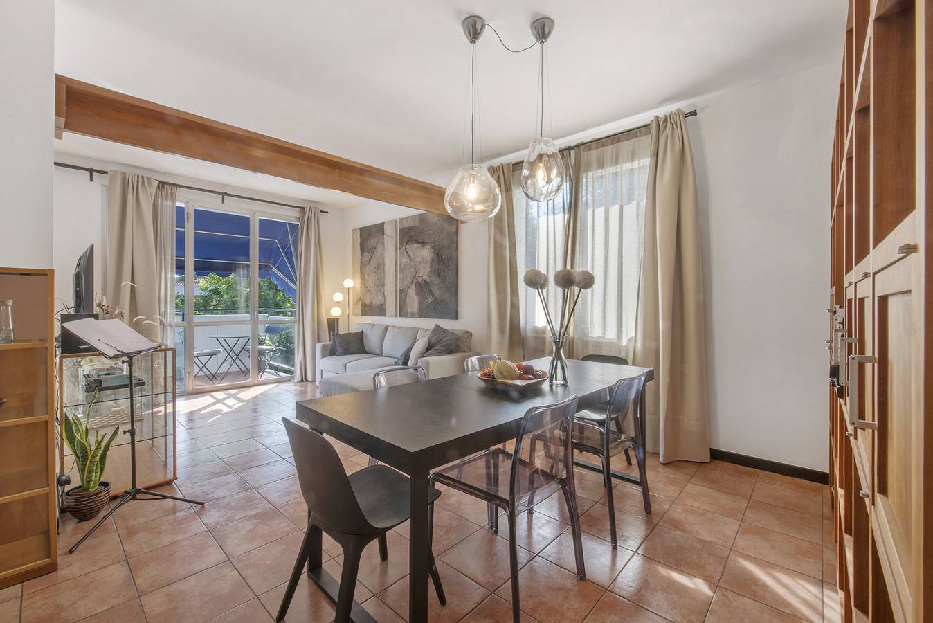 Ganze Wohnung, Ferienwohnung 'Design Home' mit Balkon und Wi-Fi in Lecco, Westliche Bergamo-Alpen