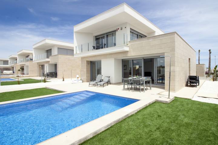 Villa pour 6 personnes, avec jardin et terrasse, adapté aux familles à Orihuela - 3