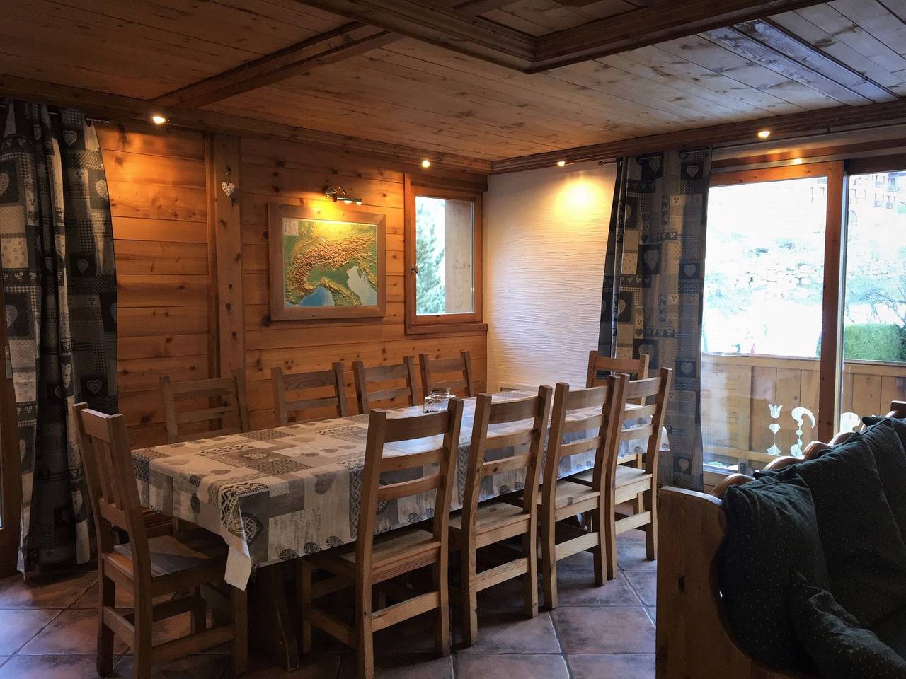 Ganze Wohnung, Ferienwohnung 'Les Dolomites' mit Bergblick, privater Terrasse und Wlan in La Plagne, Bellentre