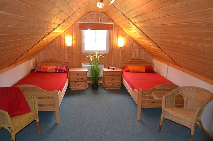 Ferienhaus für 6 Personen, mit Garten in Userin - 2