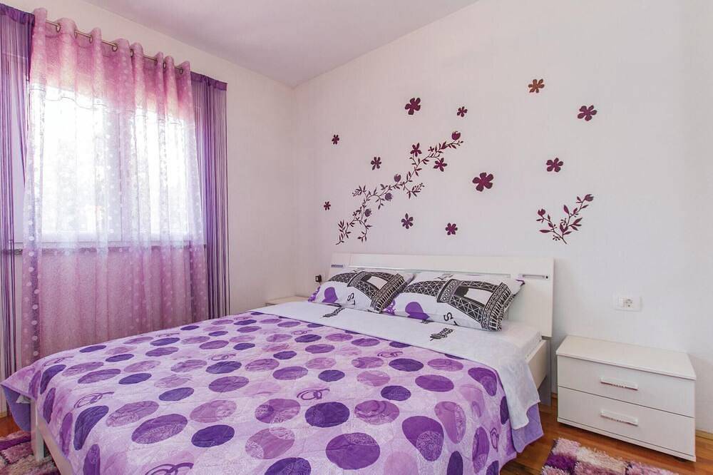 Casa de 1 dormitorio que admite. in Istria