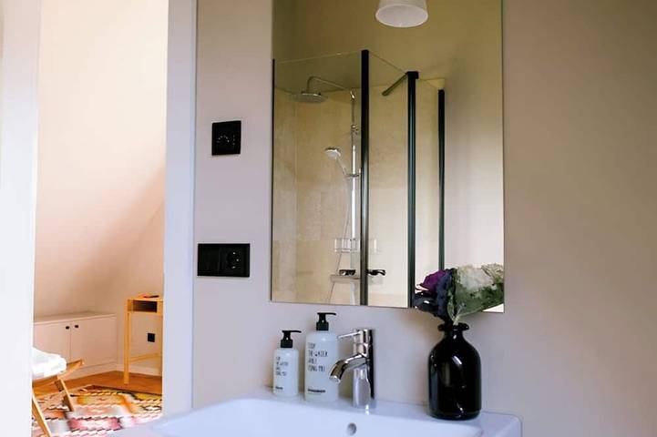 Ganze Wohnung, Stylische Ferienwohnung mit 2 Terrassen und schöner Sauna in der Uckermark. in Gerswalde, Barnimerland Region