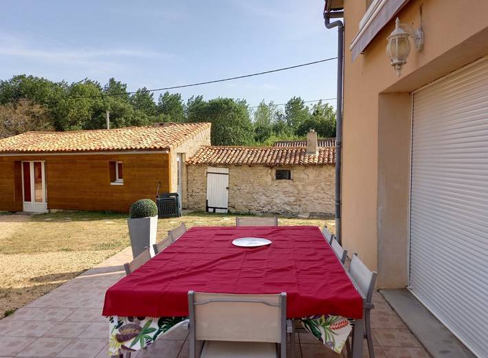 Gîte pour 6 personnes, avec terrasse et jardin en Nouvelle-Aquitaine - 4