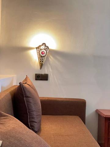 Hôtel pour 3 personnes, avec balcon dans El Malaliyine