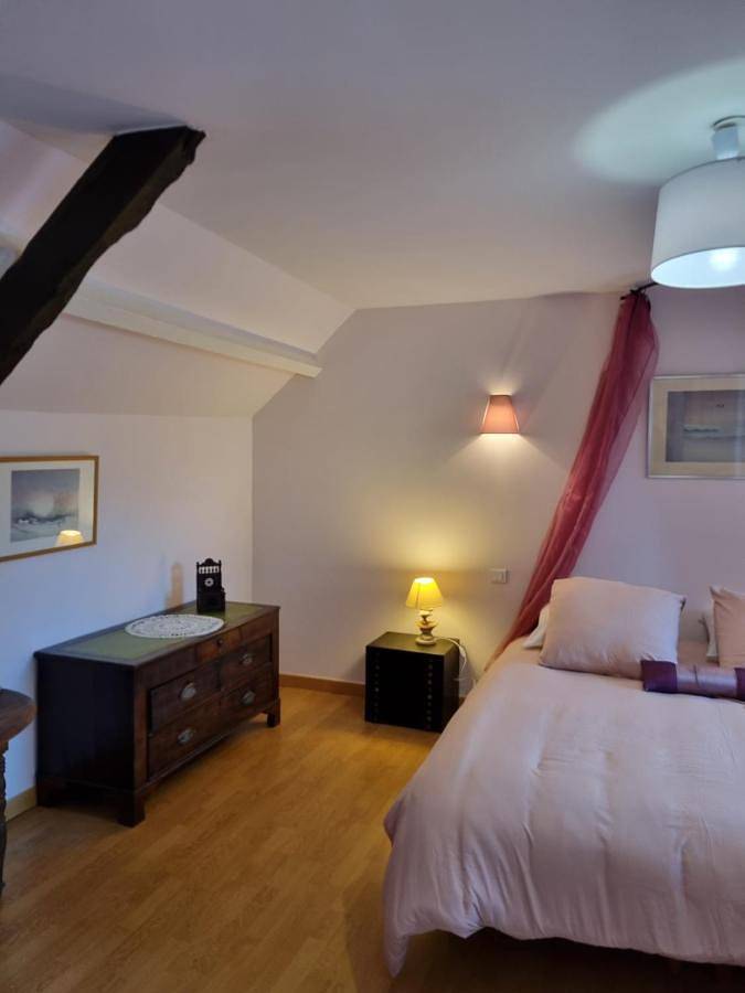 Double Room in Theix, Côte des Mégalithes