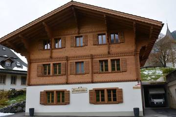 Gîte pour 2 personnes, avec balcon dans Lauenen Bei Gstaad
