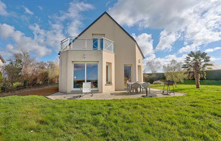 Location de vacances pour 8 personnes, avec Jardin à Courtils