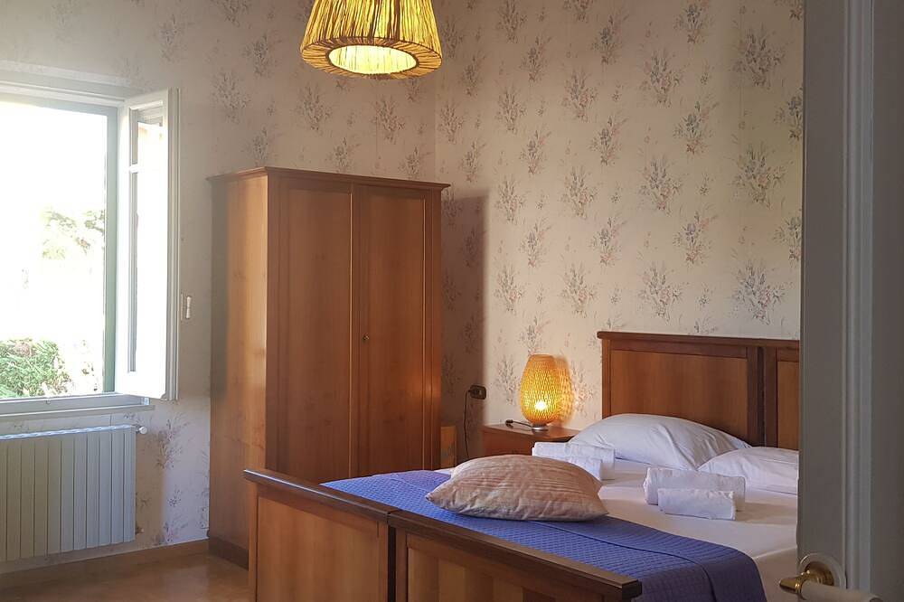 Villa Staffieri Montesilvano in Moscufo, Pescara Province