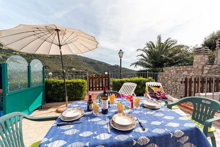 Ferienwohnung für 5 Personen, mit Balkon/Terrasse in Morcone (Capoliveri)